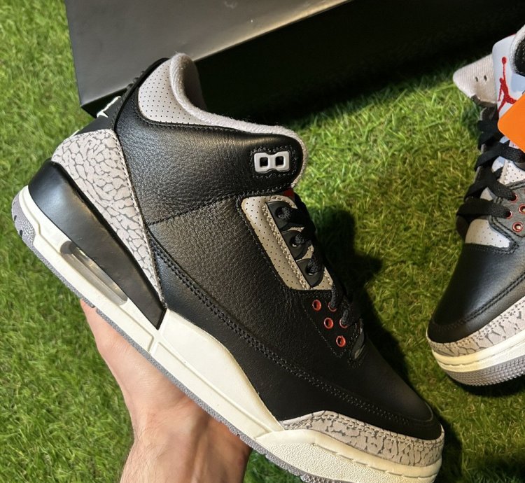 DS Jordan 3 Black Cement 2024
