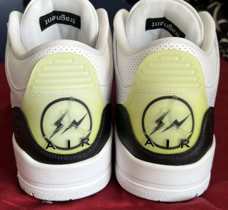 Fragment Jordan 3