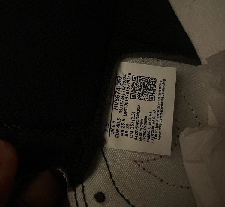 JORDAN 1 HIGH 85 BRED