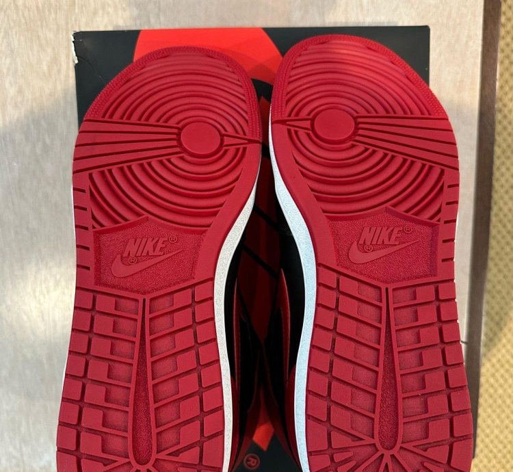 Jordan 1 High Retro High Bred 2025