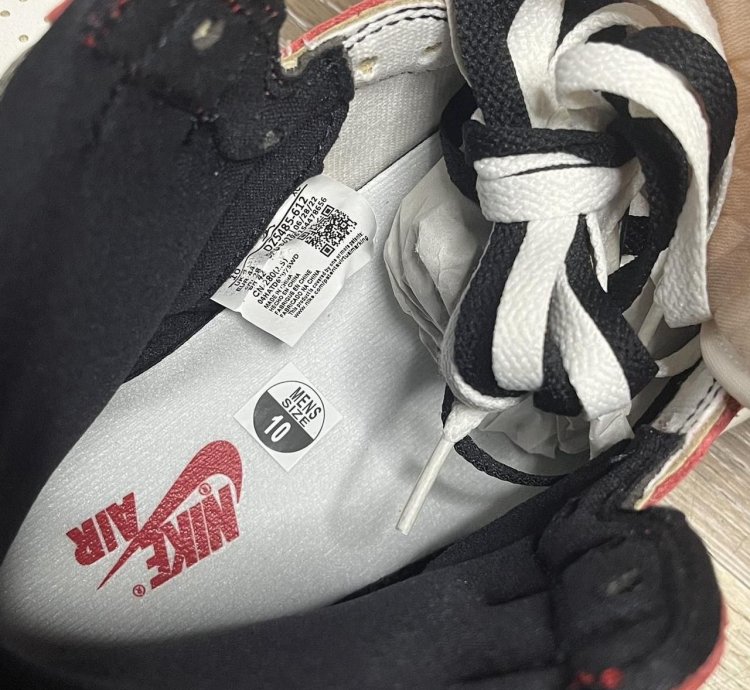 jordan 1 lost found