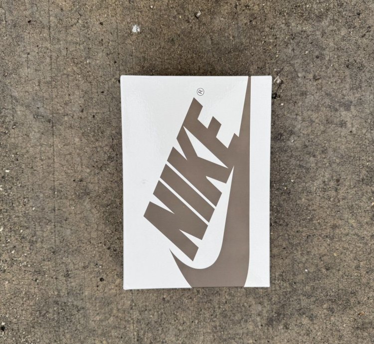 Jordan 1 Low Velvet Brown