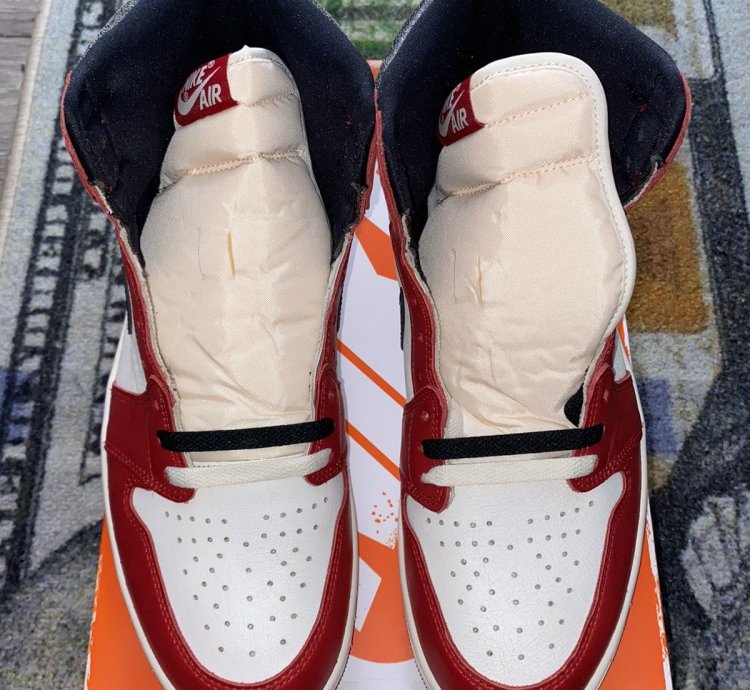 Jordan 1 Retro High OG Chicago Lost and Found