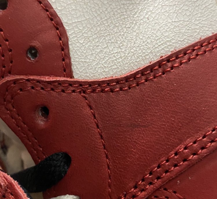 Jordan 1 Retro High OG Chicago Lost and Found