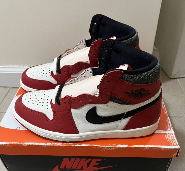 Jordan 1 Retro High OG Lost and Found Sz 10us