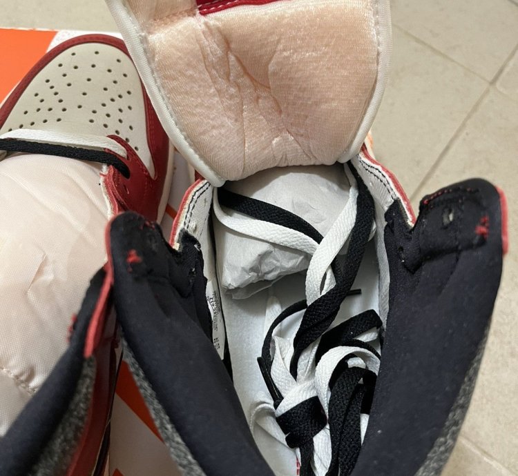 Jordan 1 Retro High OG Lost and Found Sz 10us
