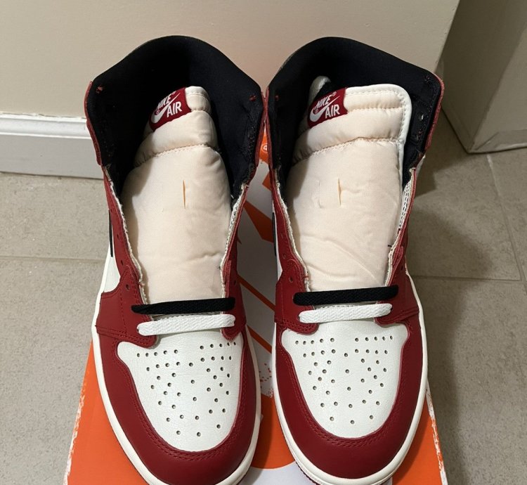 Jordan 1 Retro High OG Lost and Found Sz 10us