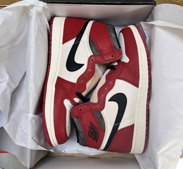 Jordan 1 retro high OG lost and found sz9 DS