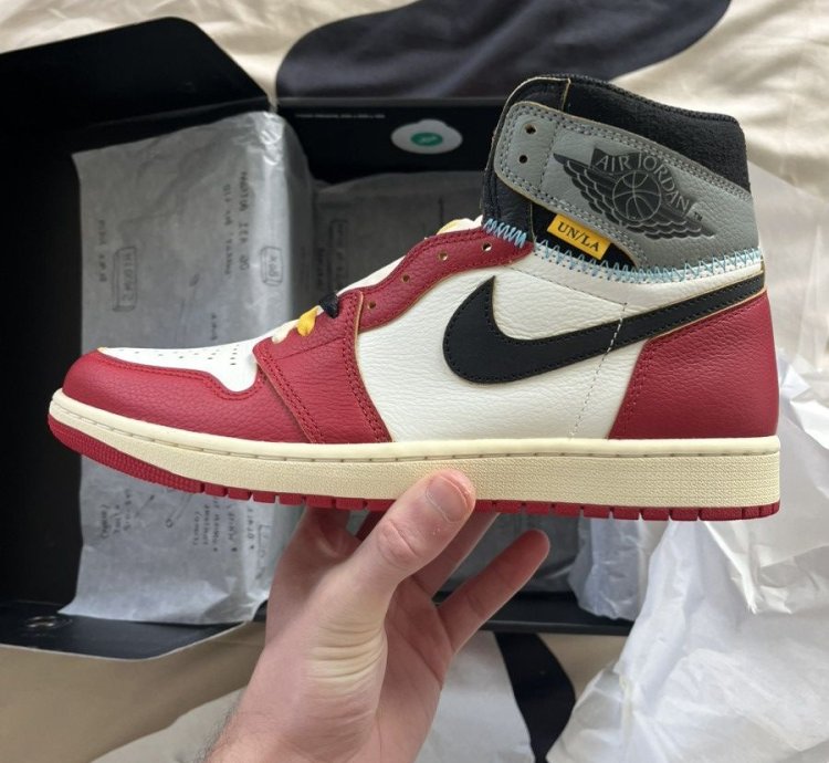 Jordan 1 Retro High Union LA Varsity Red Shadow Grey 10 5