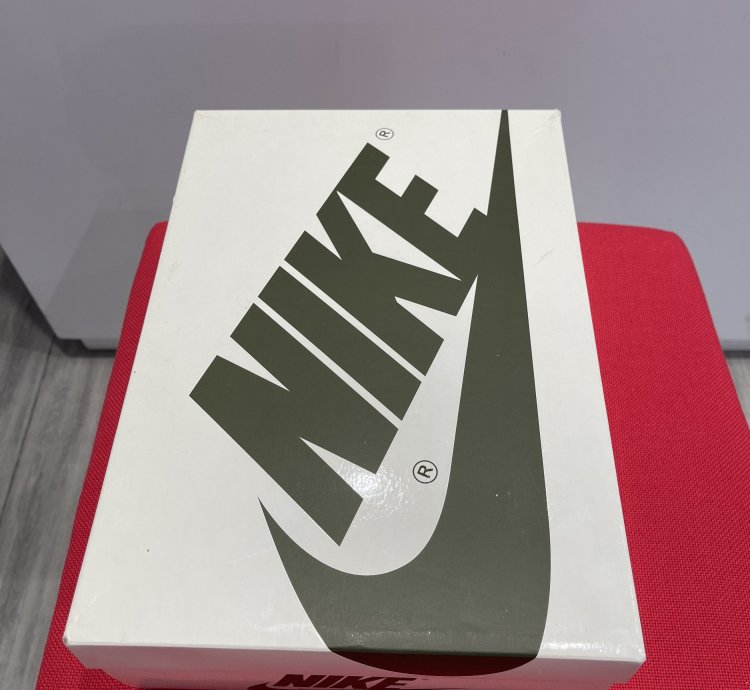 Jordan 1 Travis Scott Olive