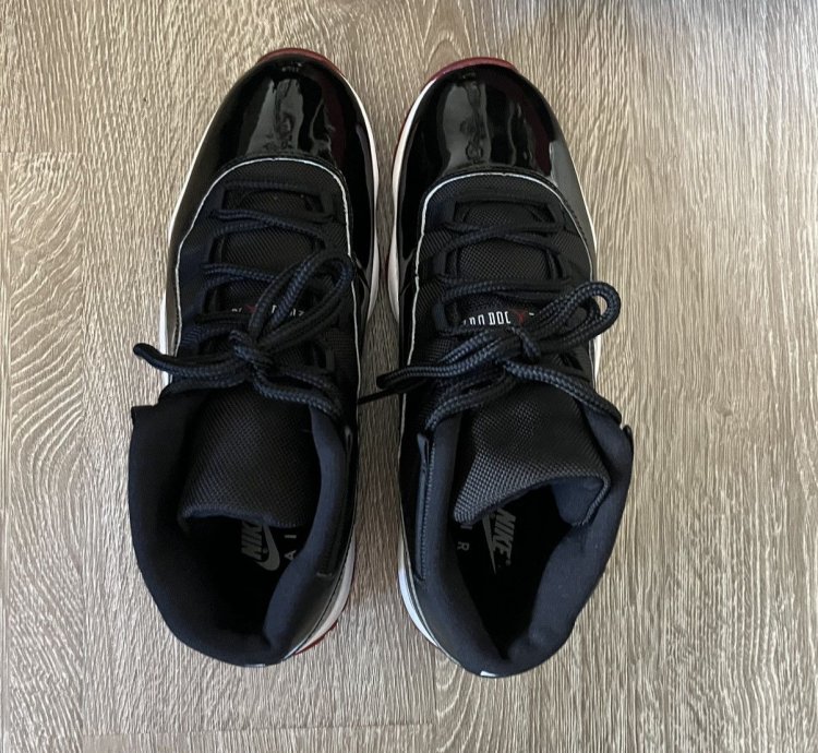 Jordan 11 Bred 2019