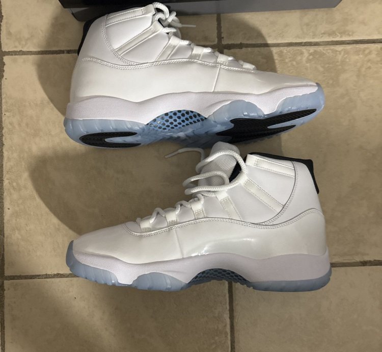 Jordan 11 legend blue