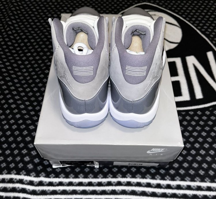 Jordan 11 Retro Cool Grey
