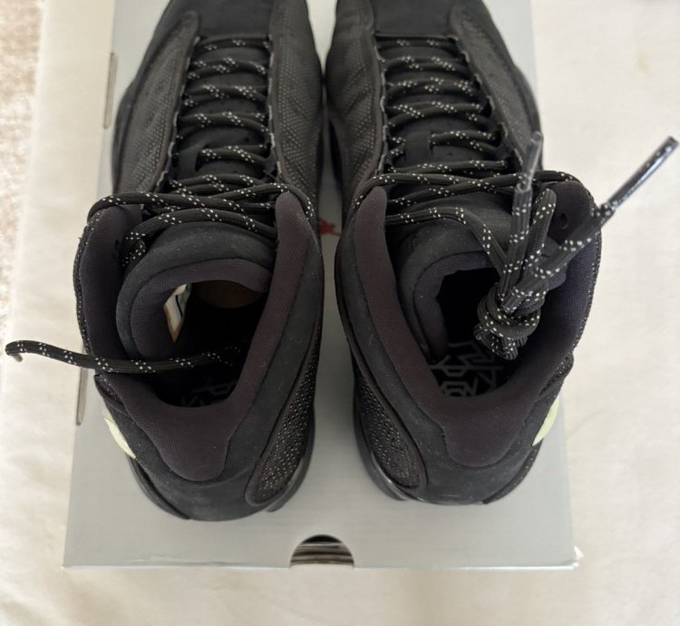Jordan 13 Retro Black Cat (2017)