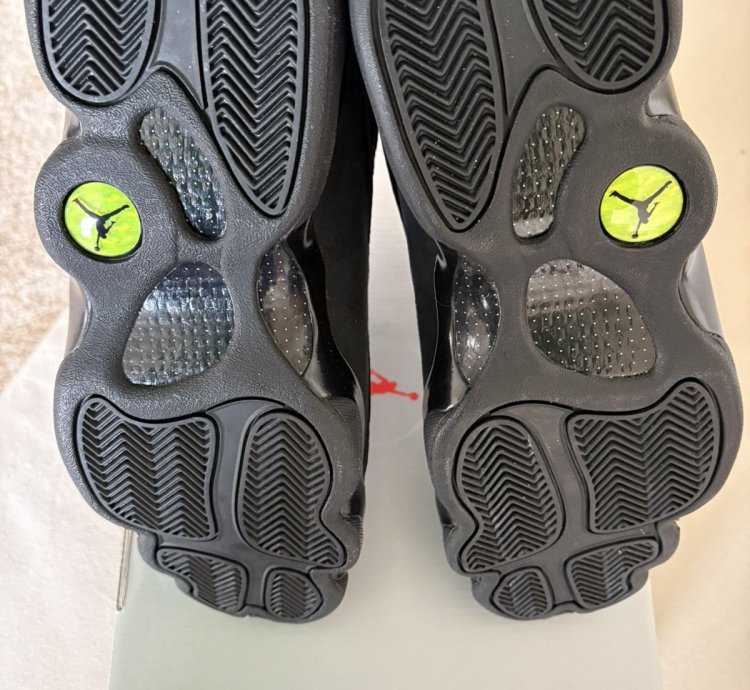 Jordan 13 Retro Black Cat (2017)