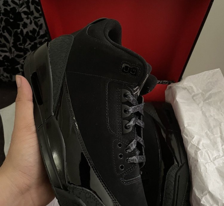 Jordan 3 black cats size 10
