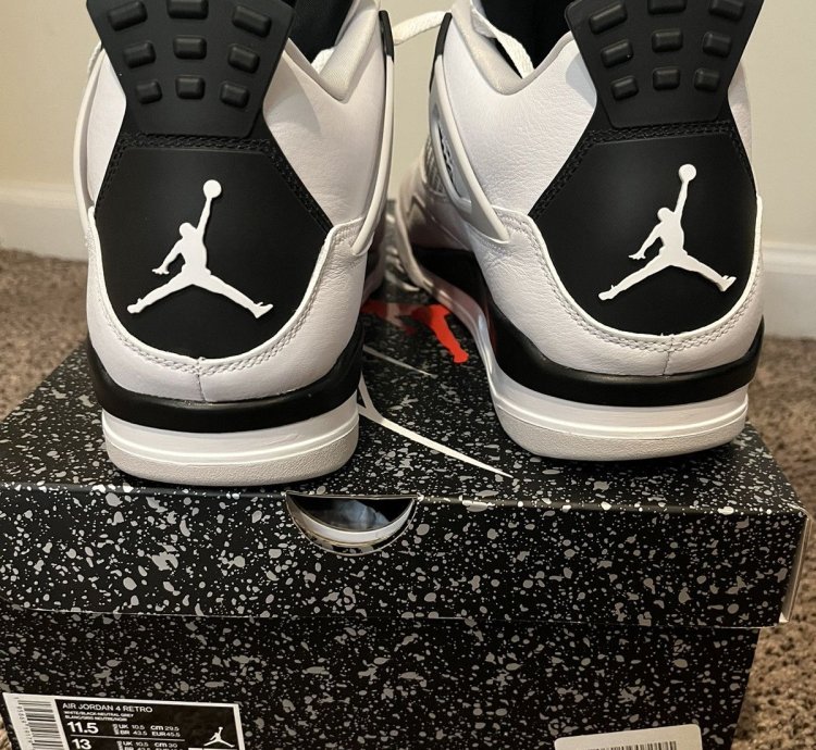 Jordan 4 Military Black