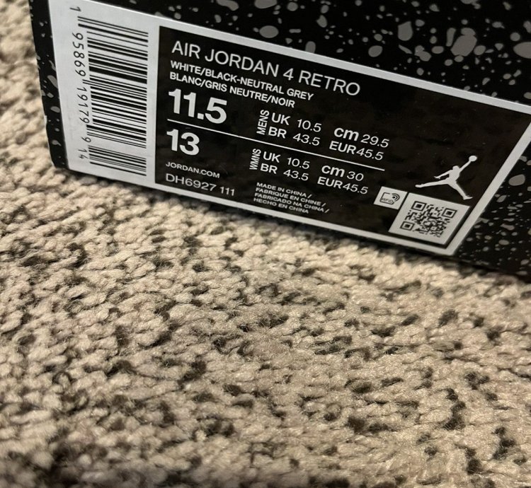 Jordan 4 Military Black