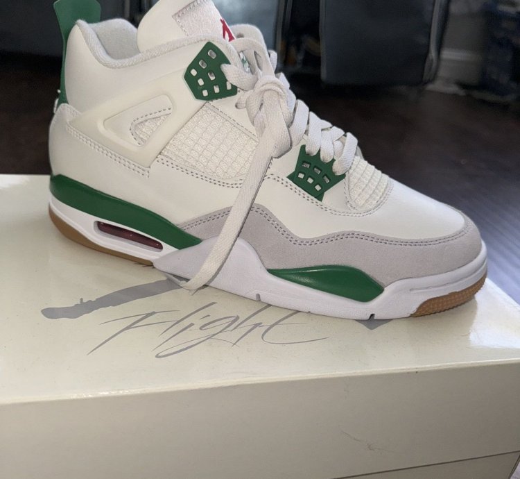 JORDAN 4 PINE GREEN NIKE SB