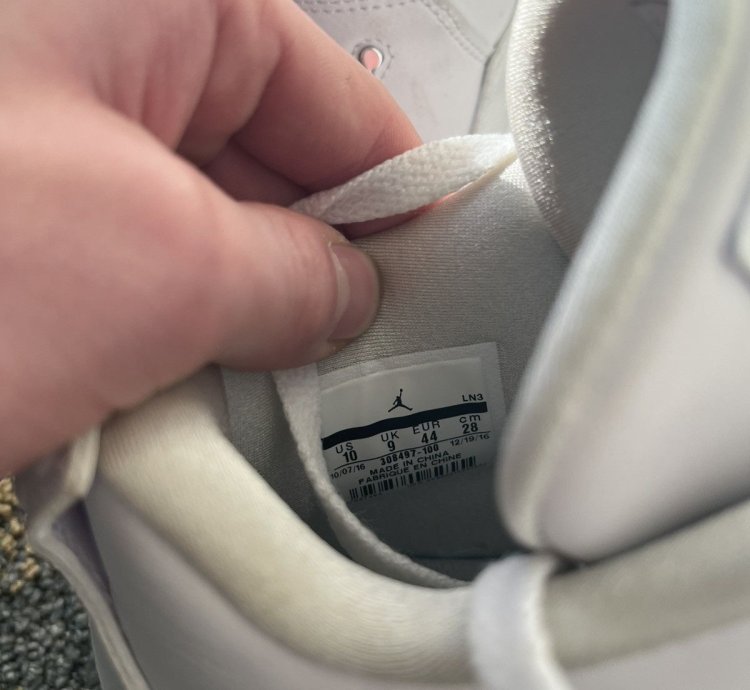 Jordan 4 pure money size 10