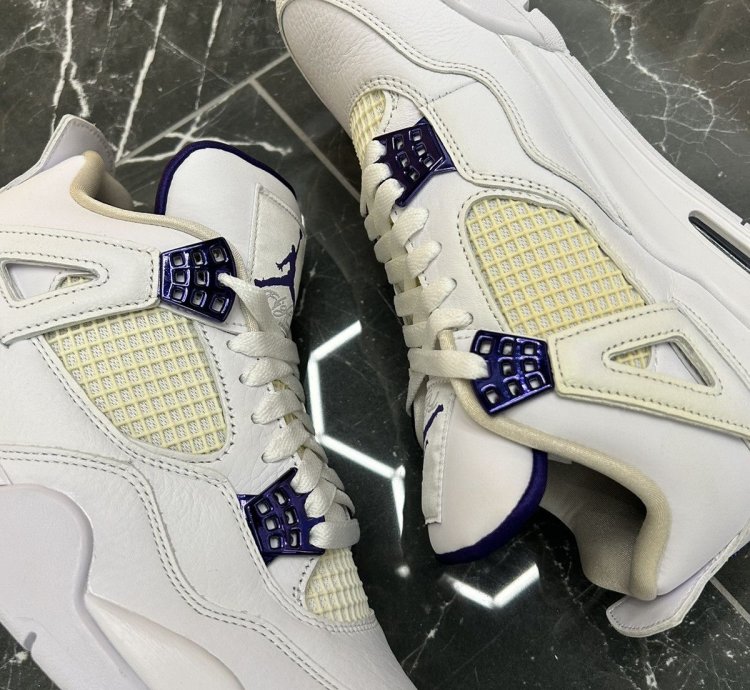 Jordan 4 Retro Metallic Purple