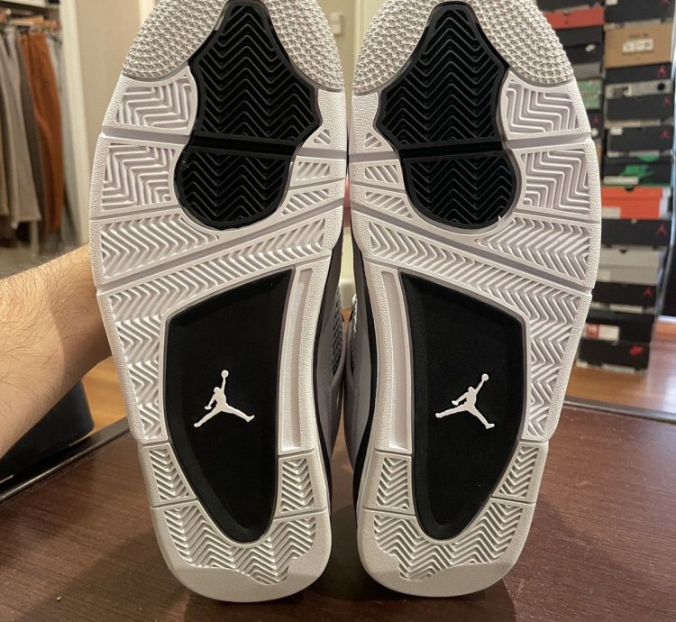 Jordan 4 Retro Military Black