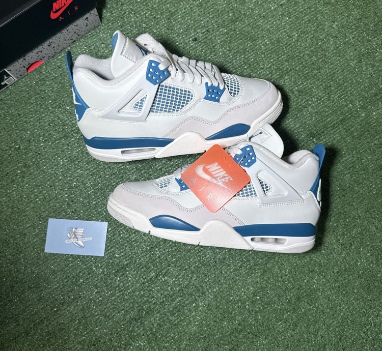JORDAN 4 RETRO MILITARY BLUE 2024