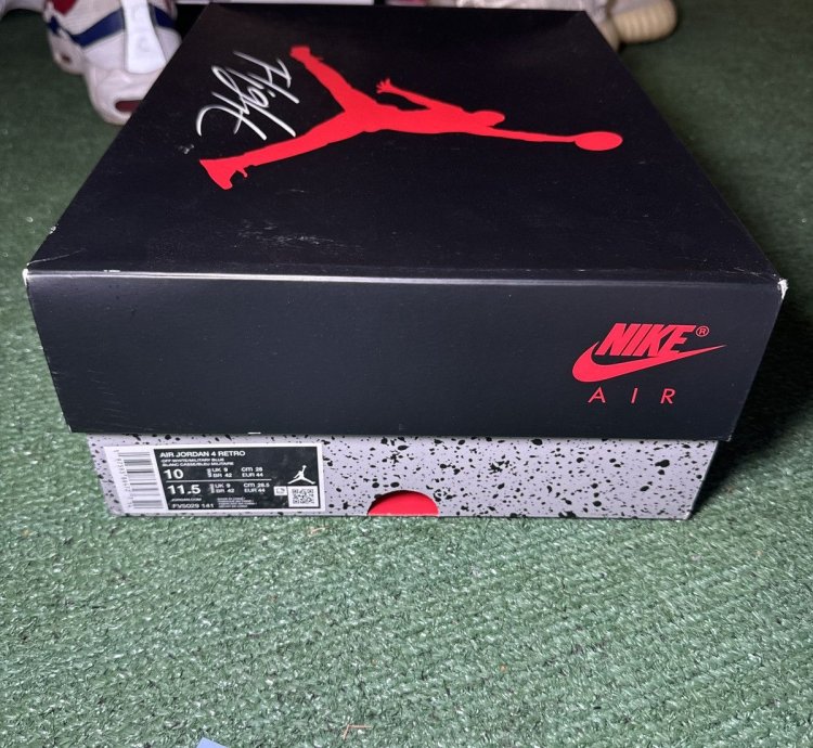 JORDAN 4 RETRO MILITARY BLUE 2024