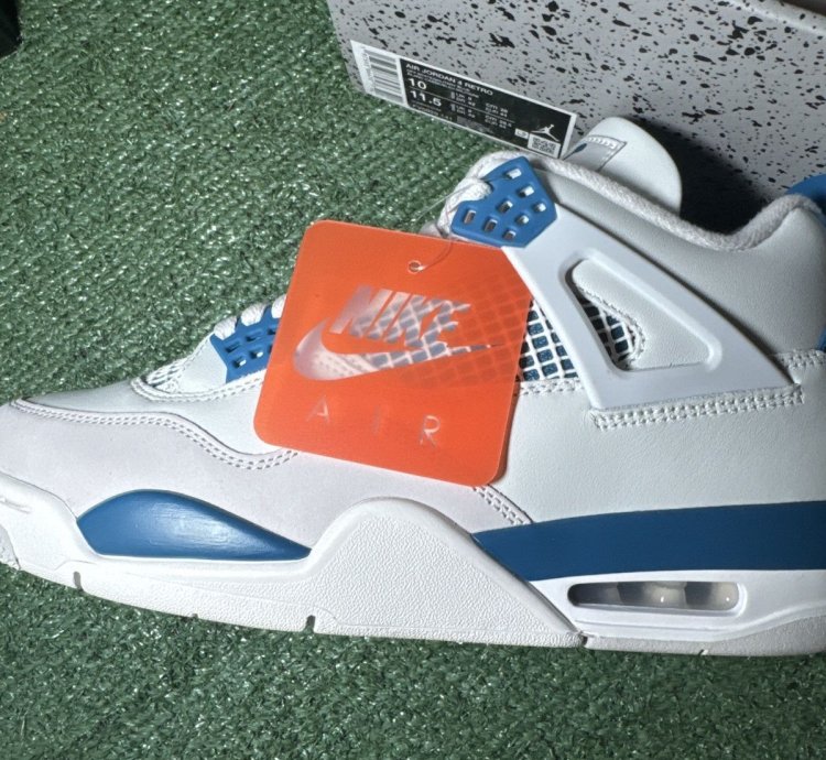 JORDAN 4 RETRO MILITARY BLUE 2024