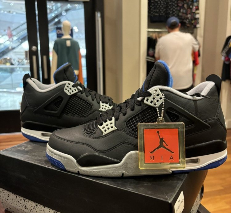 Jordan 4 Retro Motorsports Alternate