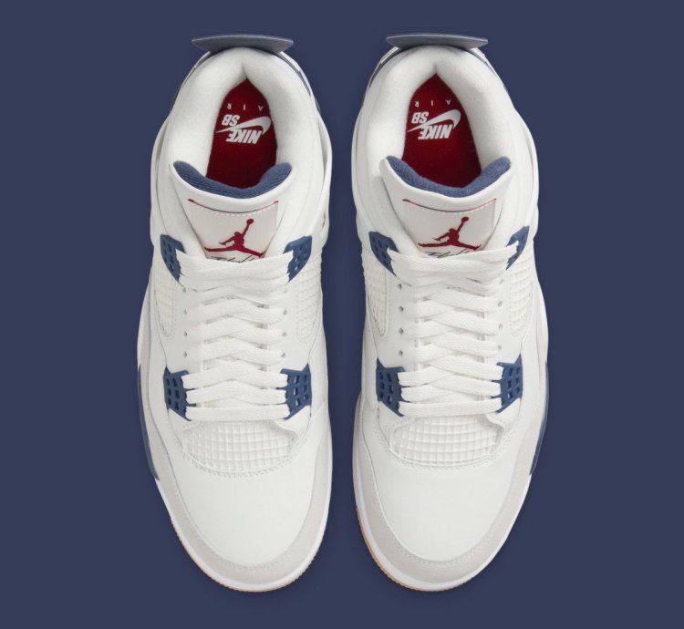 Jordan 4 Retro SB Navy