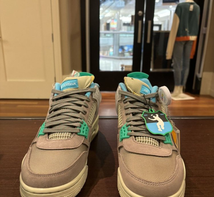 Jordan 4 Retro SP 30th Anniversary Union