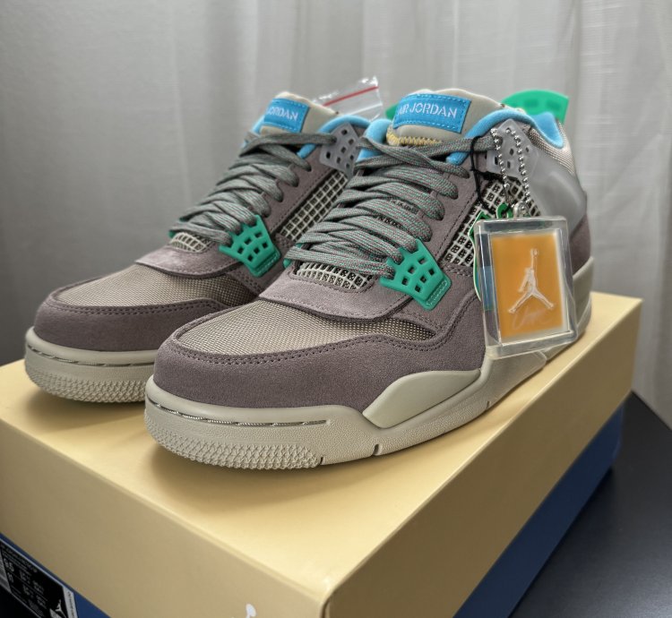 Jordan 4 Retro Union