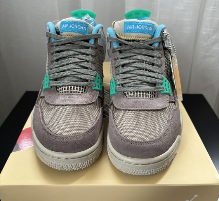 Jordan 4 Retro Union