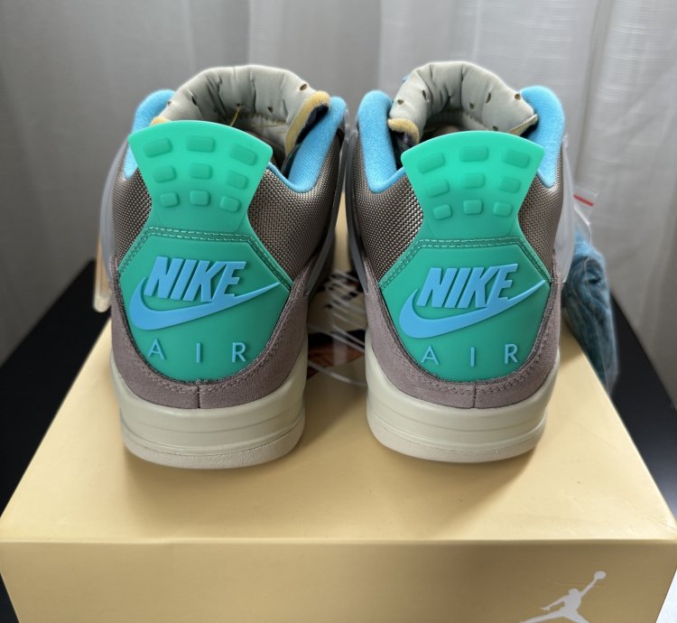 Jordan 4 Retro Union