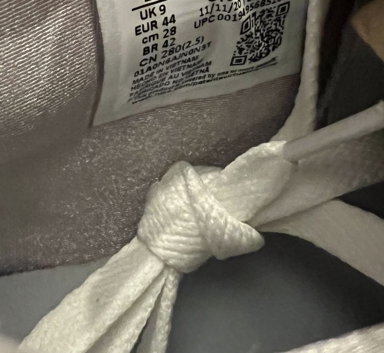 Jordan 4 Retro White Oreo (2021)