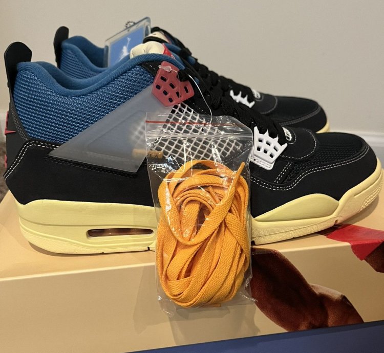 Jordan 4 Union Off Noir