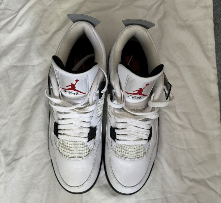 Jordan 4 White Cement size 11 5 new box
