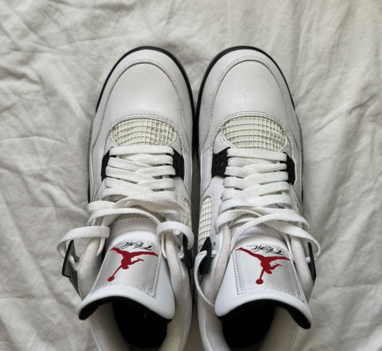 Jordan 4 White Cement size 11 5 new box