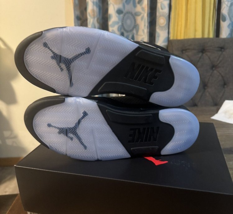 Jordan 5 black metallic reimagined