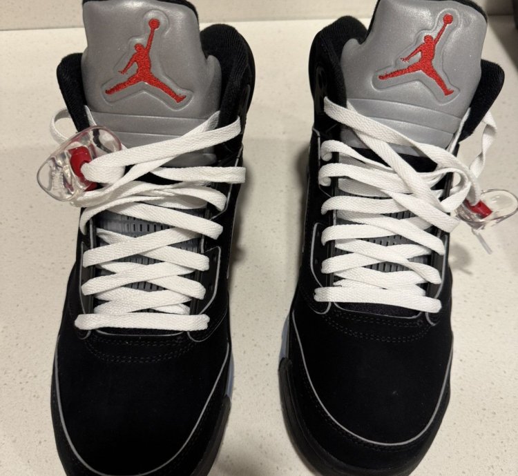Jordan 5 Metallic