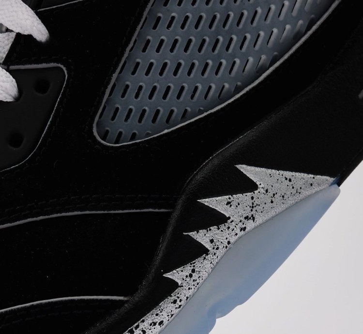 Jordan 5 Retro OG Black Metallic Reimagined GS HF3976-001