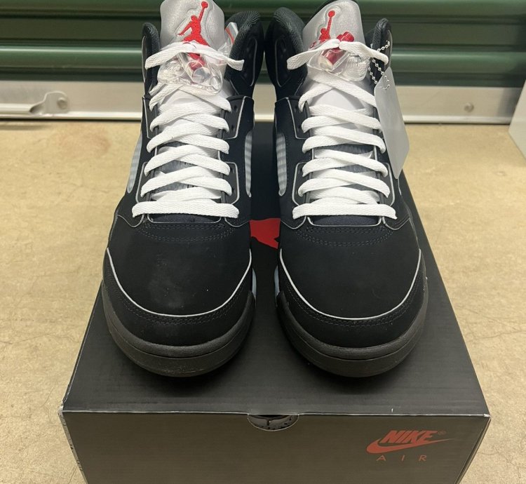 Jordan 5 Retro OG Reimagined Black Metallic Size 9 5