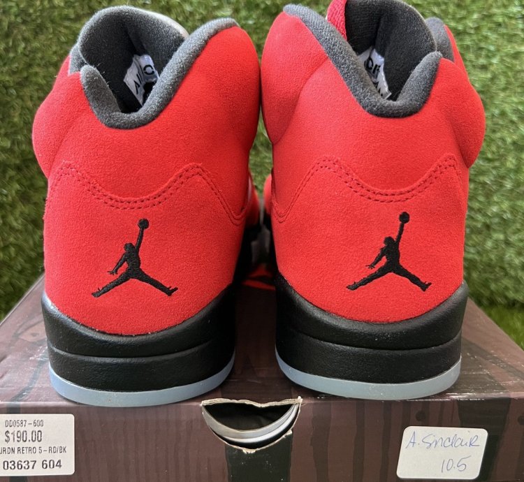 Jordan 5 Retro Raging Bull