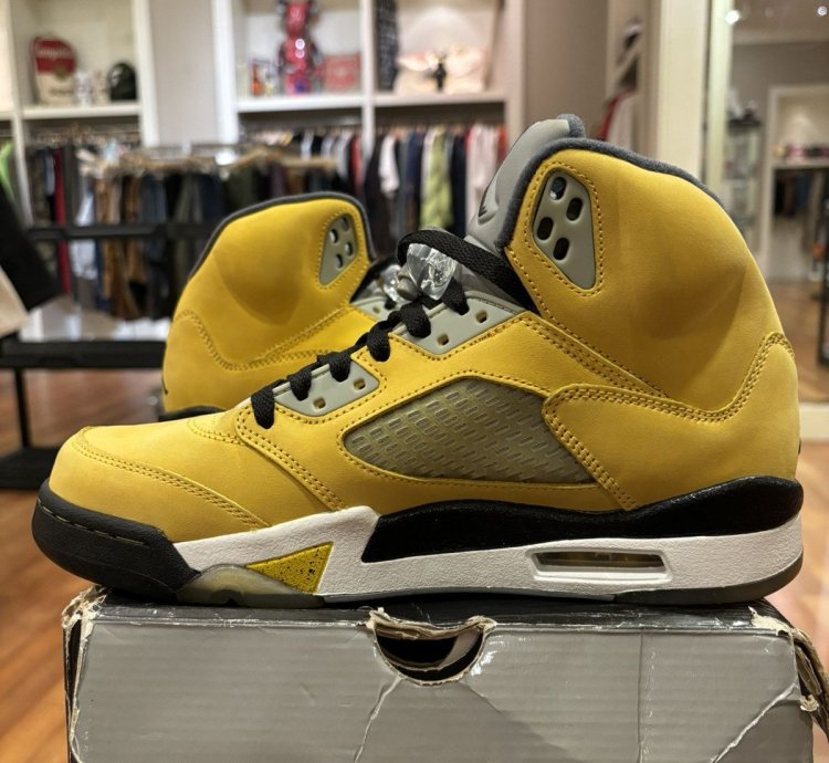 Jordan 5 Retro Tokyo T23