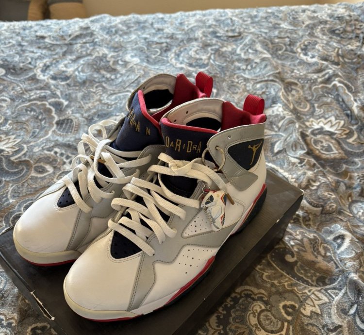 Jordan 7 Retro Olympic (2012)