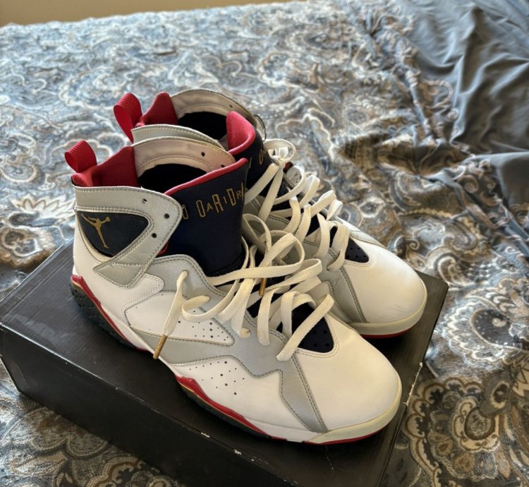 Jordan 7 Retro Olympic (2012)