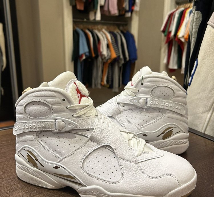 Jordan 8 Retro OVO White