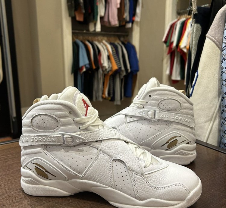 Jordan 8 Retro OVO White