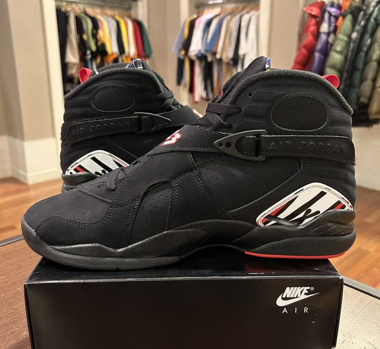 Jordan 8 Retro Playoffs (2023)